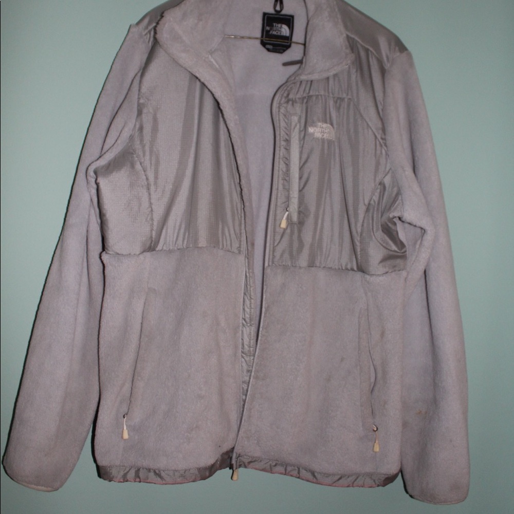 Woman’s grey/blue north face